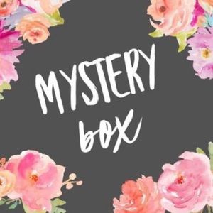 MYSTERY BOX! 10 items 🎉